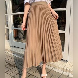DAZY High Waist Pleated skirt